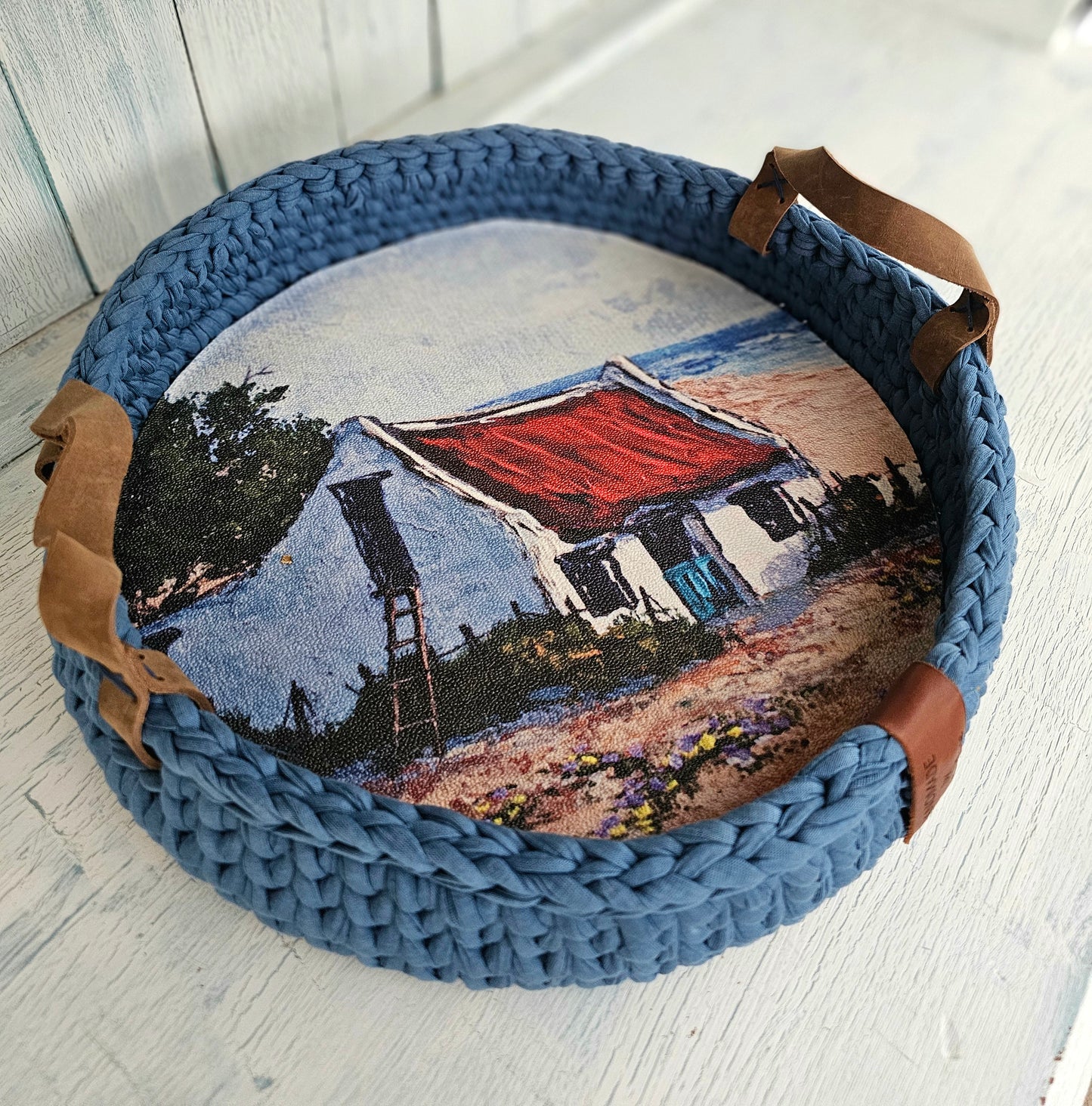 Braided hand crafted tray 32cm
