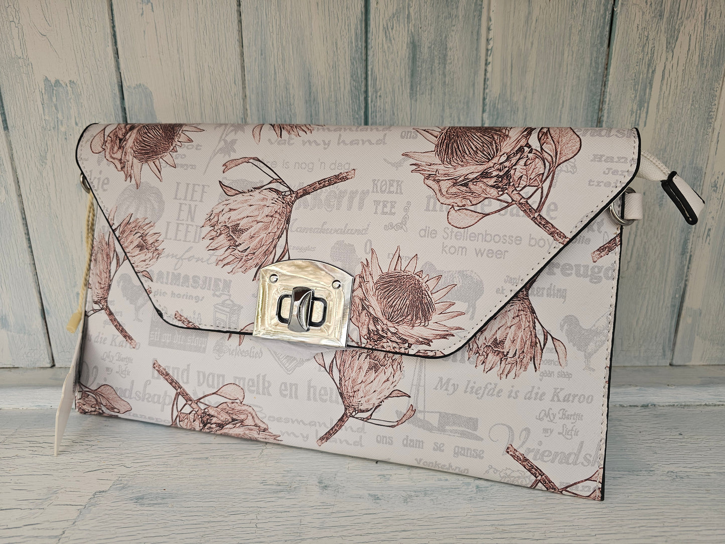 Clutch - protea white