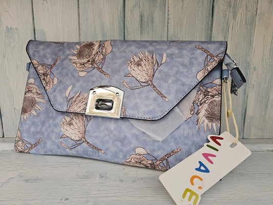 Clutch - protea blue