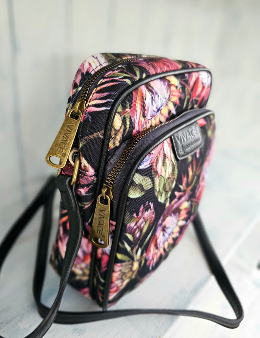 Black Handbag - Proteas