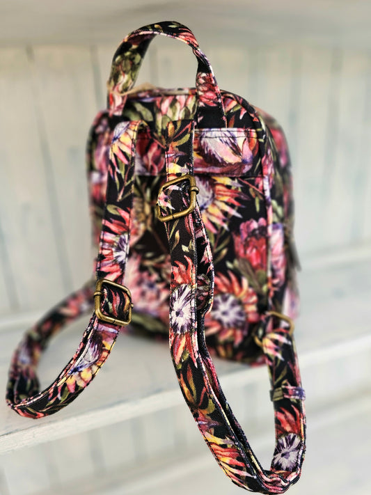 Black backpack - Proteas