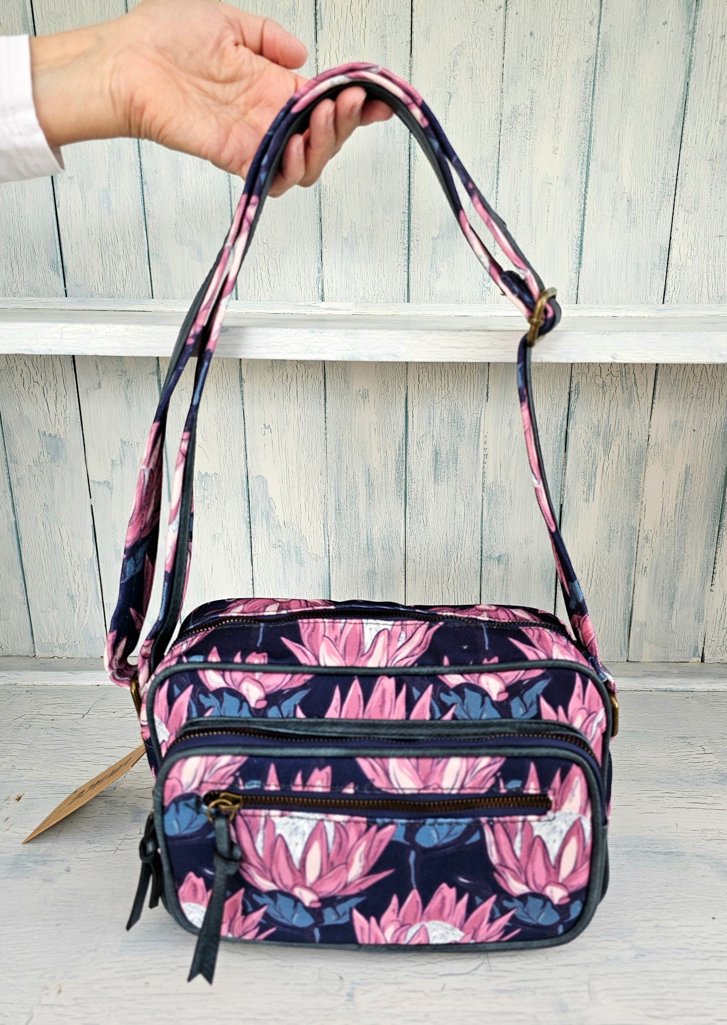 Sling Handbag - Proteas