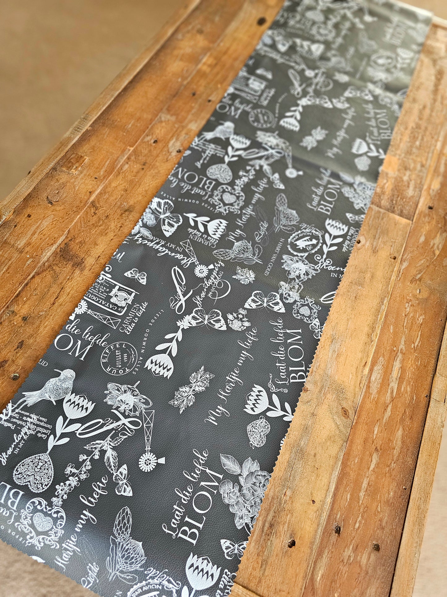 Table Runner - Vinyl/canvas