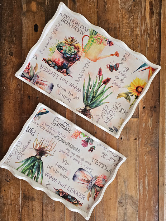 Wooden tray with Vinyl design