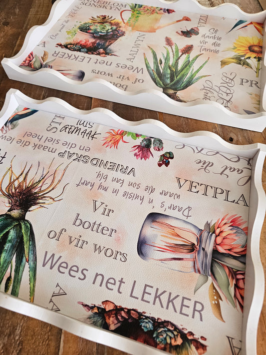 Wooden tray with Vinyl design