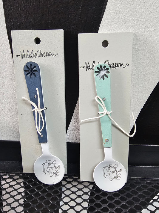 Enamel sugar spoon - Rhino