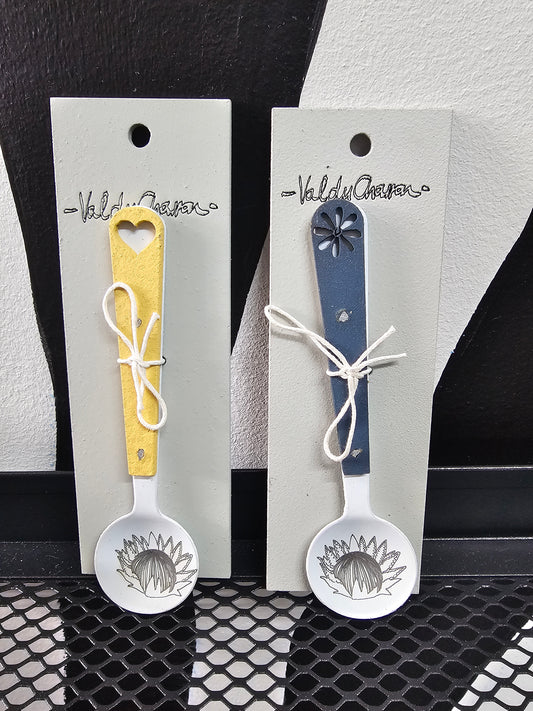 Enamel sugar spoon - Protea (multiple colors)