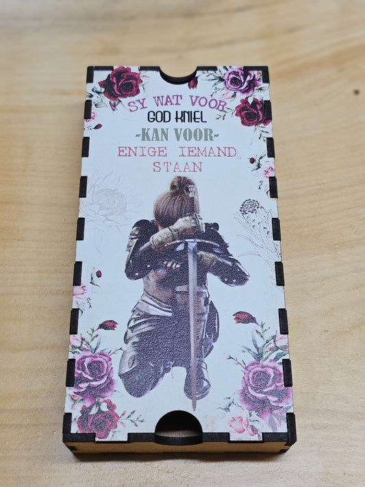 Chocolate/trinket gift box - Kniel
