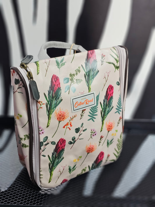 Hanging Bathroom vanity bag - Proteas