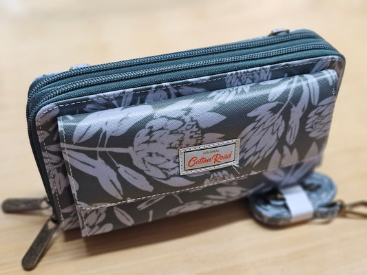 Sling wallet