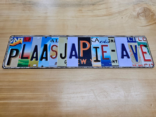 Plaasjapie wooden number plate