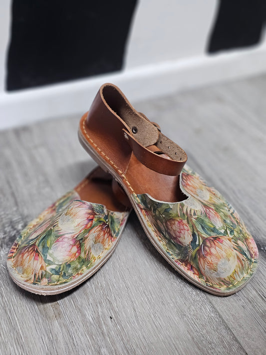 Handmade leather Vellies - Proteas